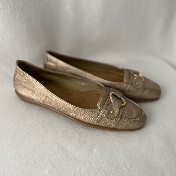 Merona Shoes - Merona Women’s Size 8 1/2 Gold Color Flats